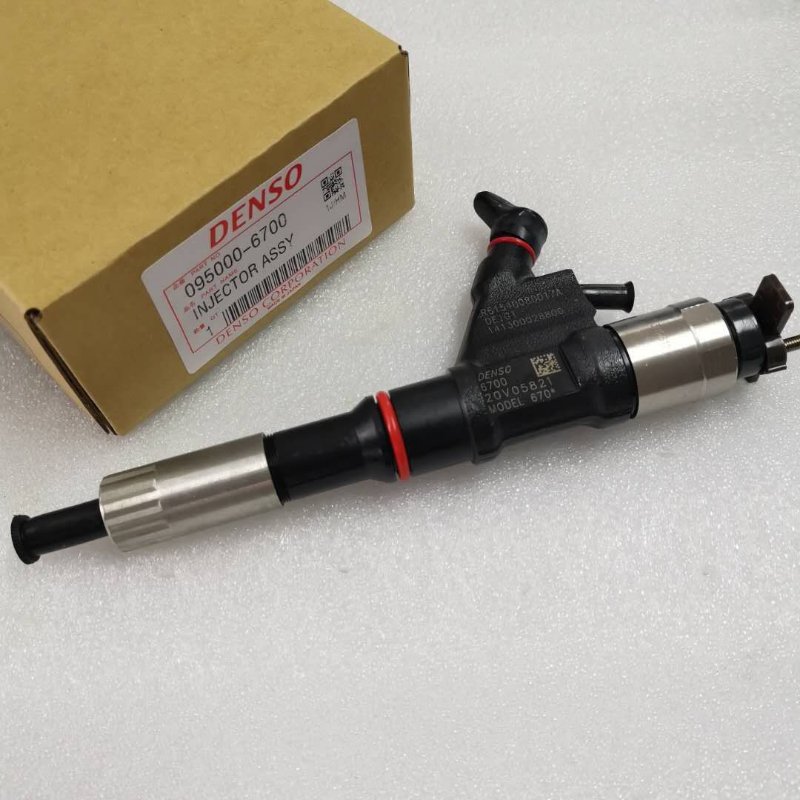 095000-6700 For HOWO 61540080017A  Denso Common Rail Injector