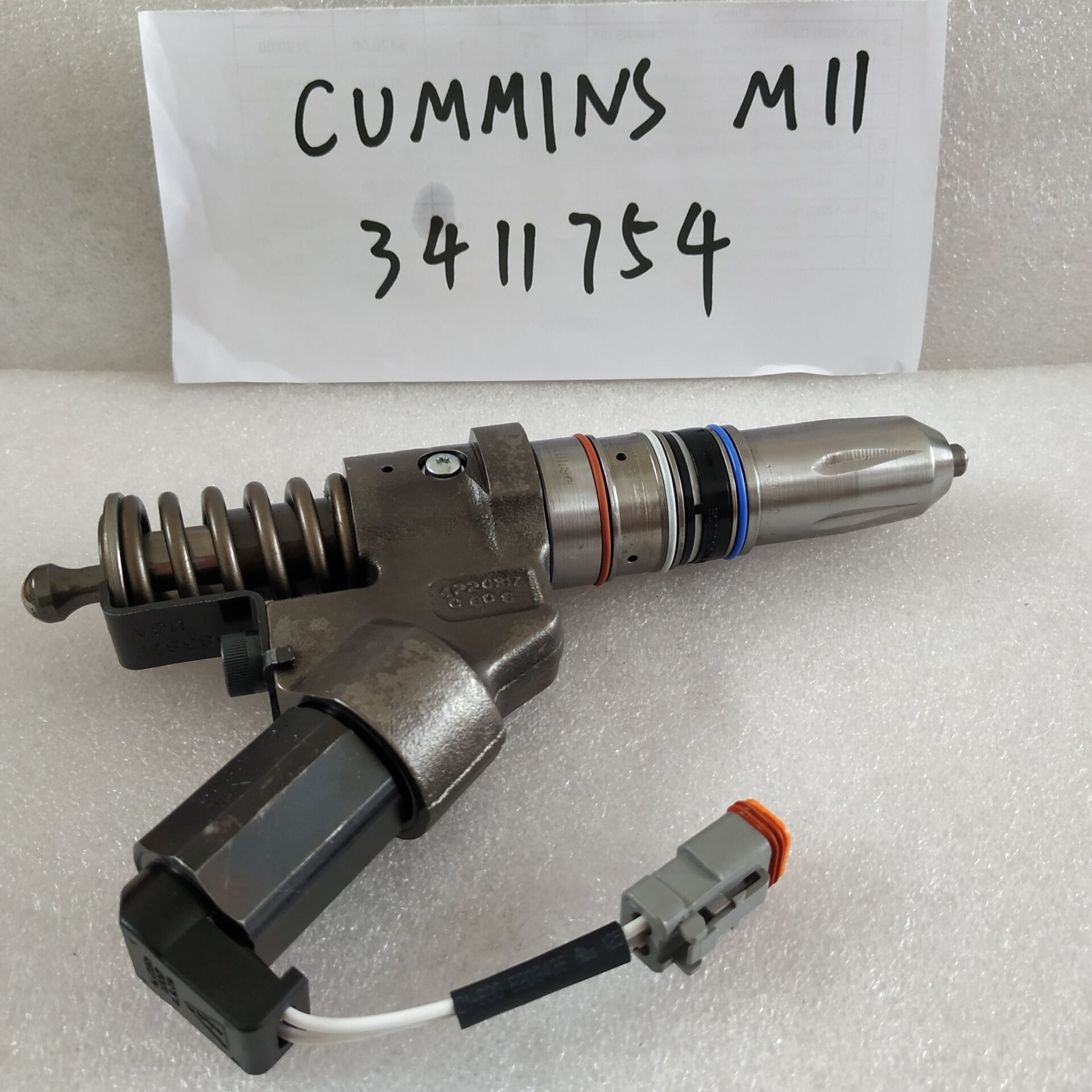 CUMMINS  M11 Fuel injector  QSM ISM  4061851