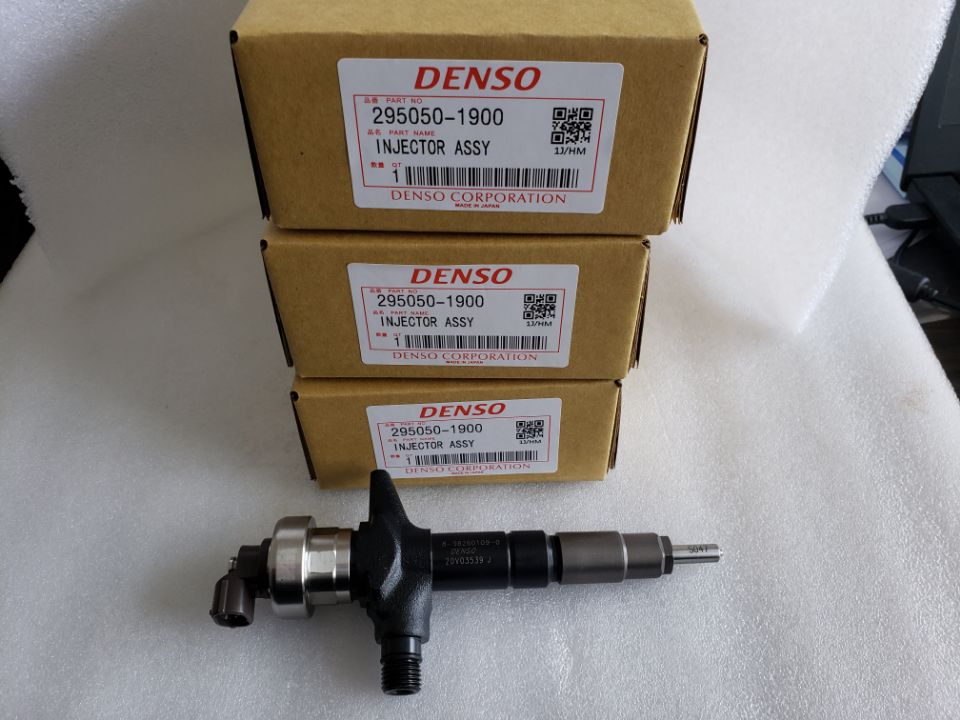 DENSO Common Rail Injector 295050-1900 8-98260109-0 For ISUZU