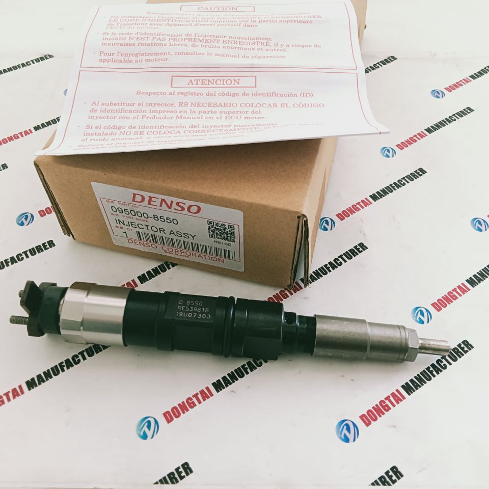 DENSO COMMON RAIL  INJECTOR  095000-8550 RE539818