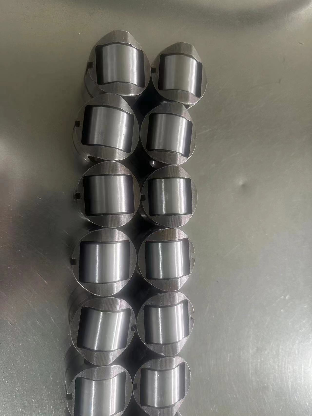 NO.554(18) CAT C9.3 Pump Roller