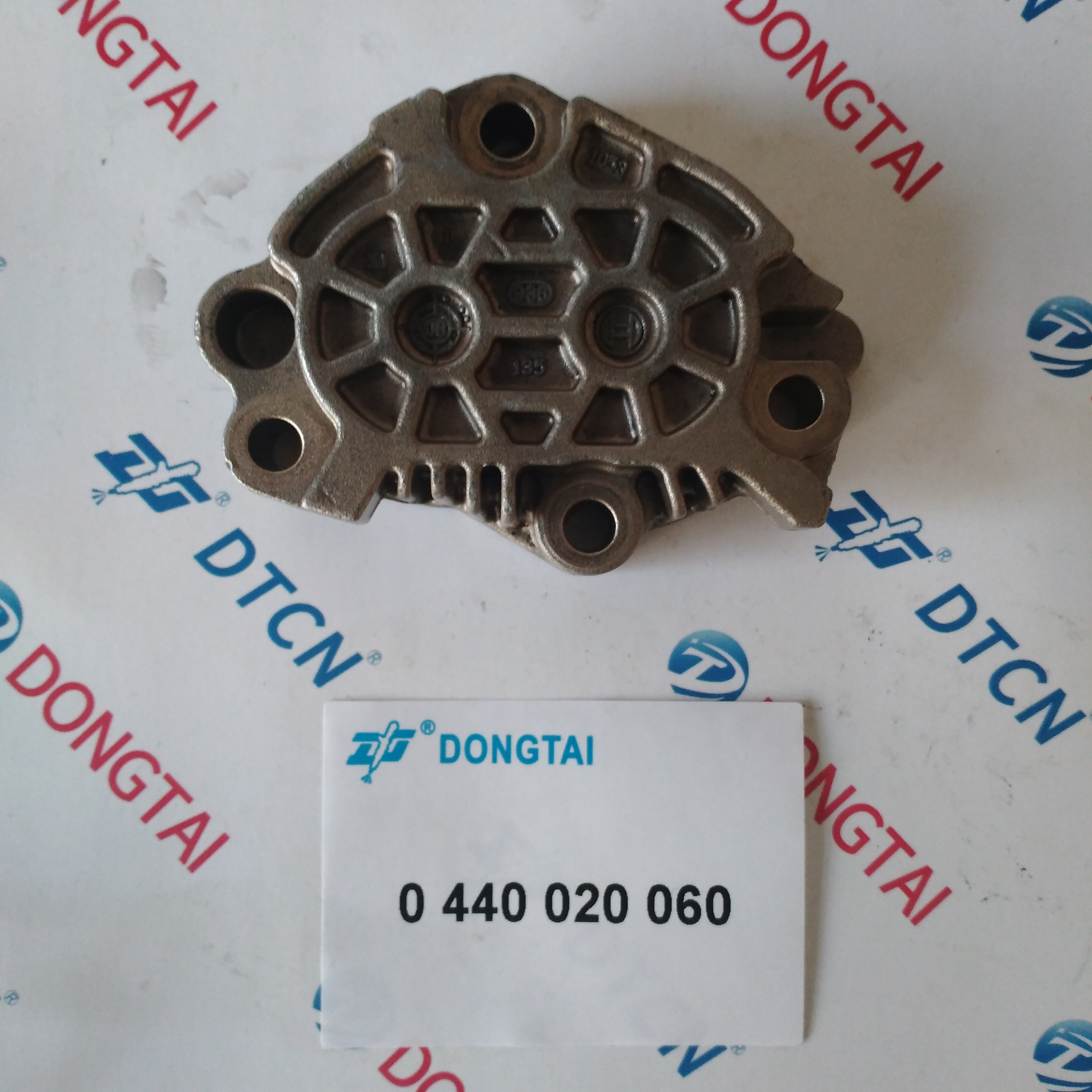 NO.572(2) BOSCH CP1 FEED PUMP 0 440 020 060/ 0440020060